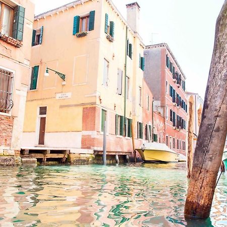 Canal Dream Cosy Apartment With Canal View Venedig Exteriör bild