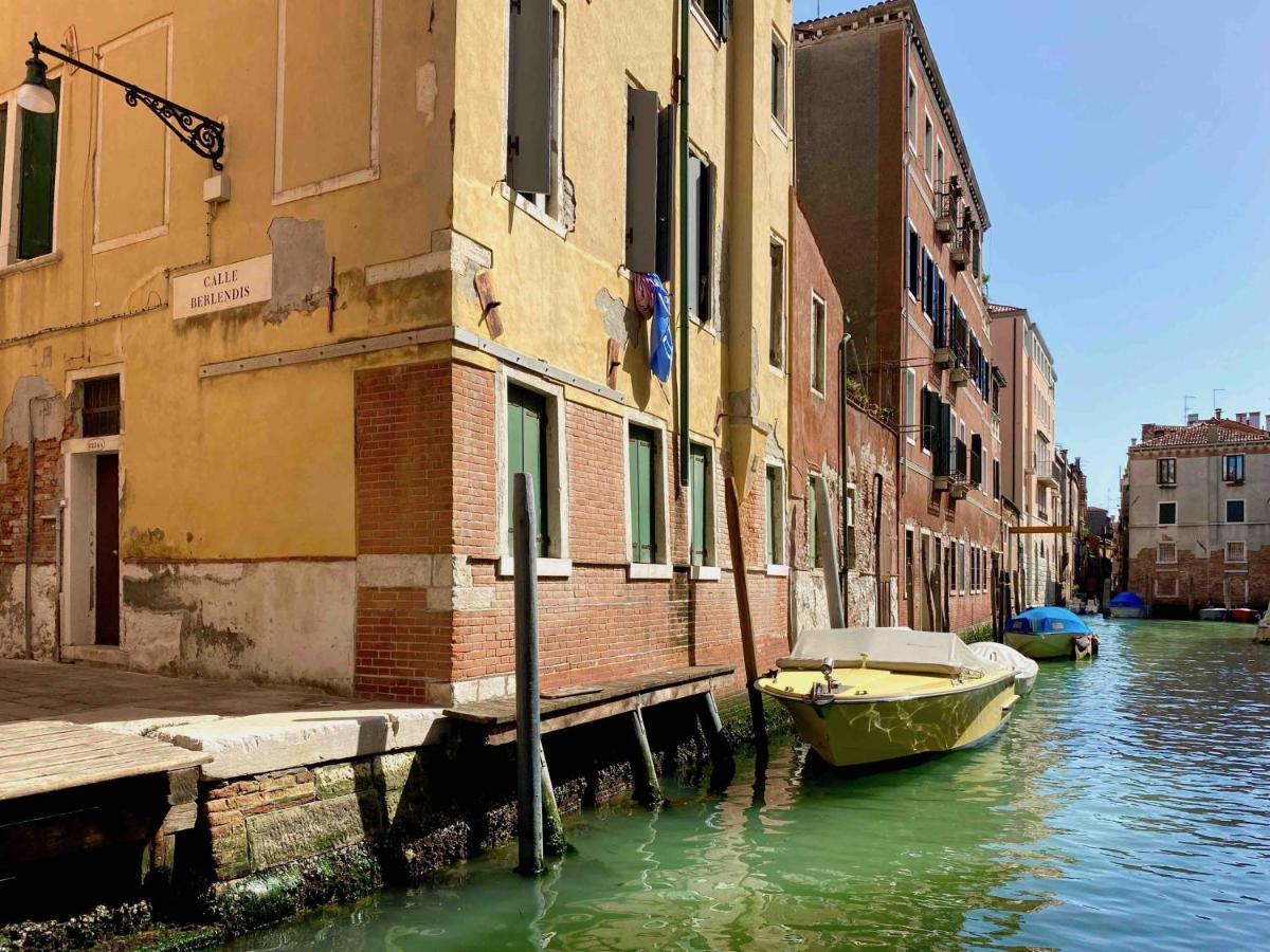 Canal Dream Cosy Apartment With Canal View Venedig Exteriör bild