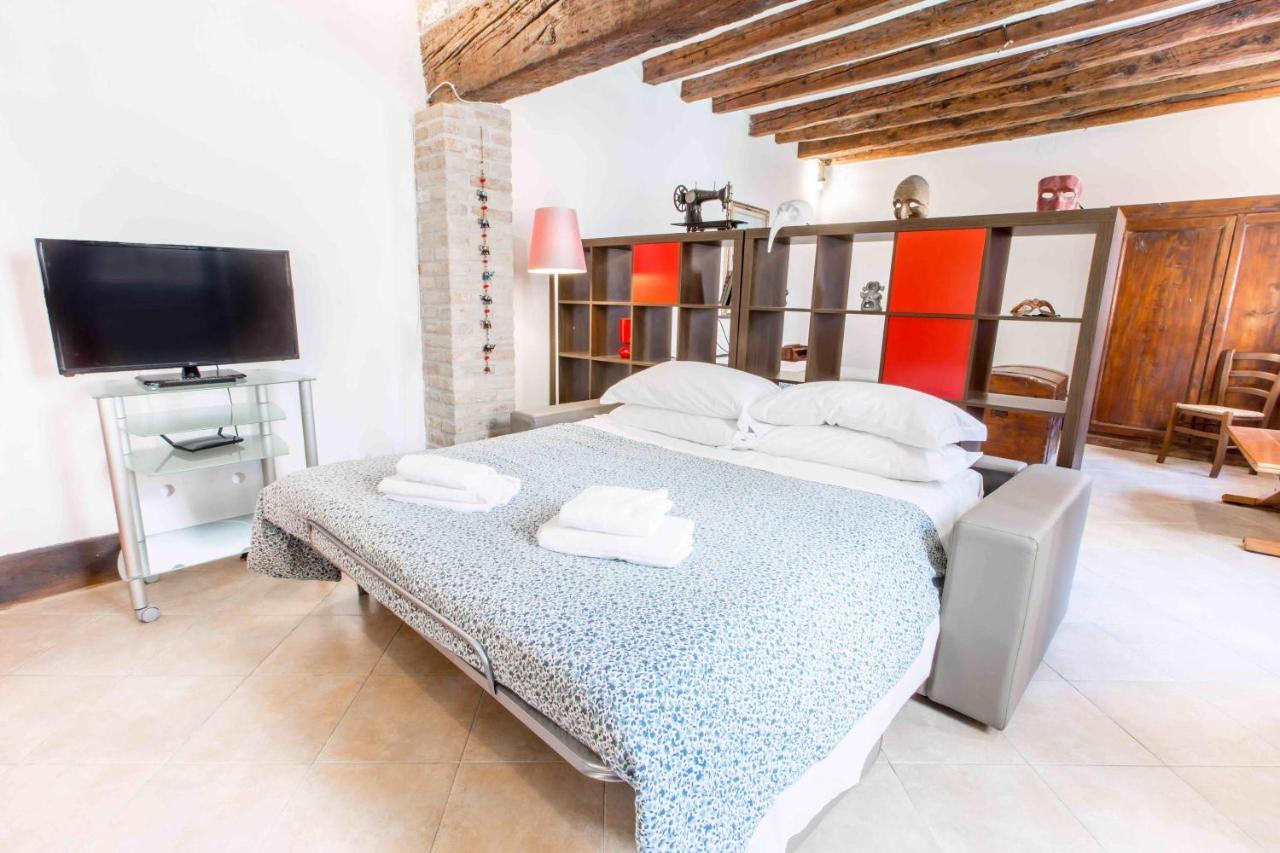 Canal Dream Cosy Apartment With Canal View Venedig Exteriör bild