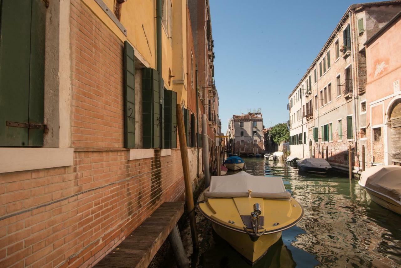 Canal Dream Cosy Apartment With Canal View Venedig Exteriör bild